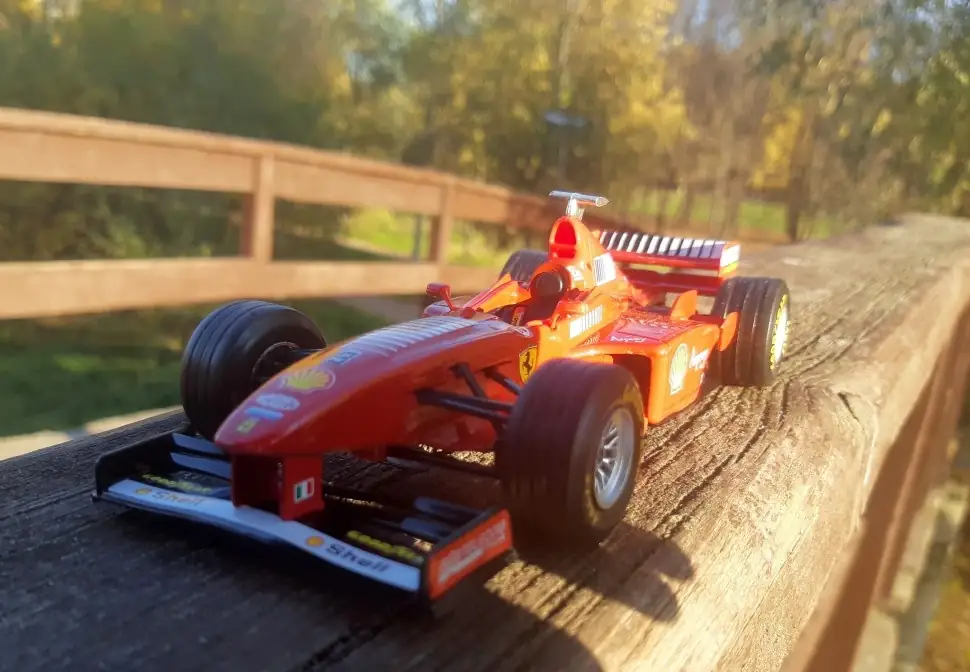 Ferrari F300 1998 Bburago 1:24 Formula Collection – foto 2