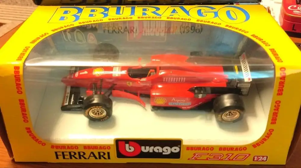 Ferrari F310 1996 Bburago 1:24 Caja Amarilla – foto 3