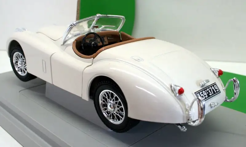 Jaguar XK120 Britains Ertl 1:18 Classic Car Collection – foto 3